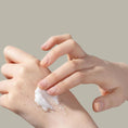 Carica l'immagine nel visualizzatore della galleria, TIR TIR  Hydro Boost enzyme cleansing balm 120 ml
